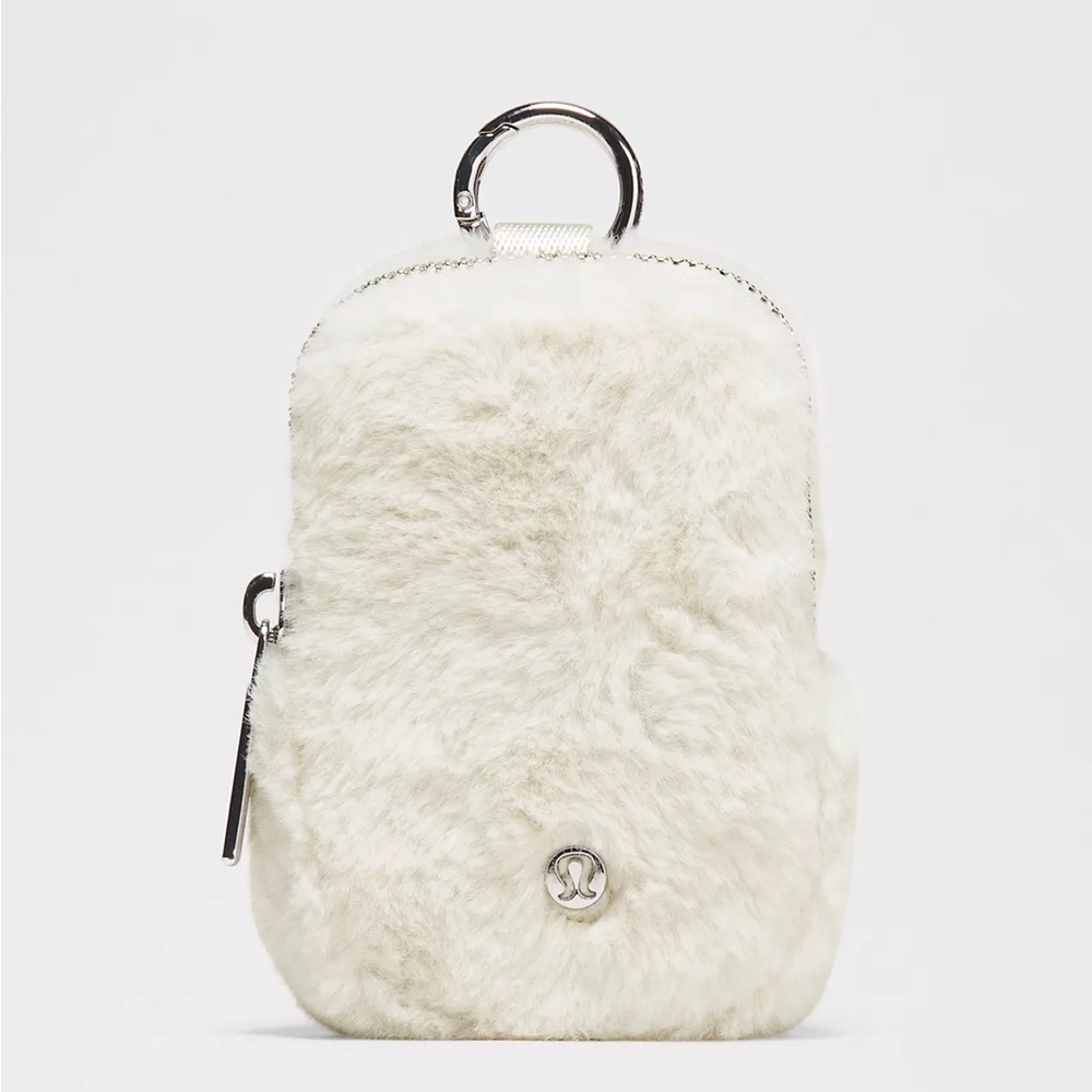 Lululemon Clippable Nano Pouch Plush Fleece- Bone/Silver